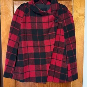 BB Dakota Red Plaid Cape (1X)